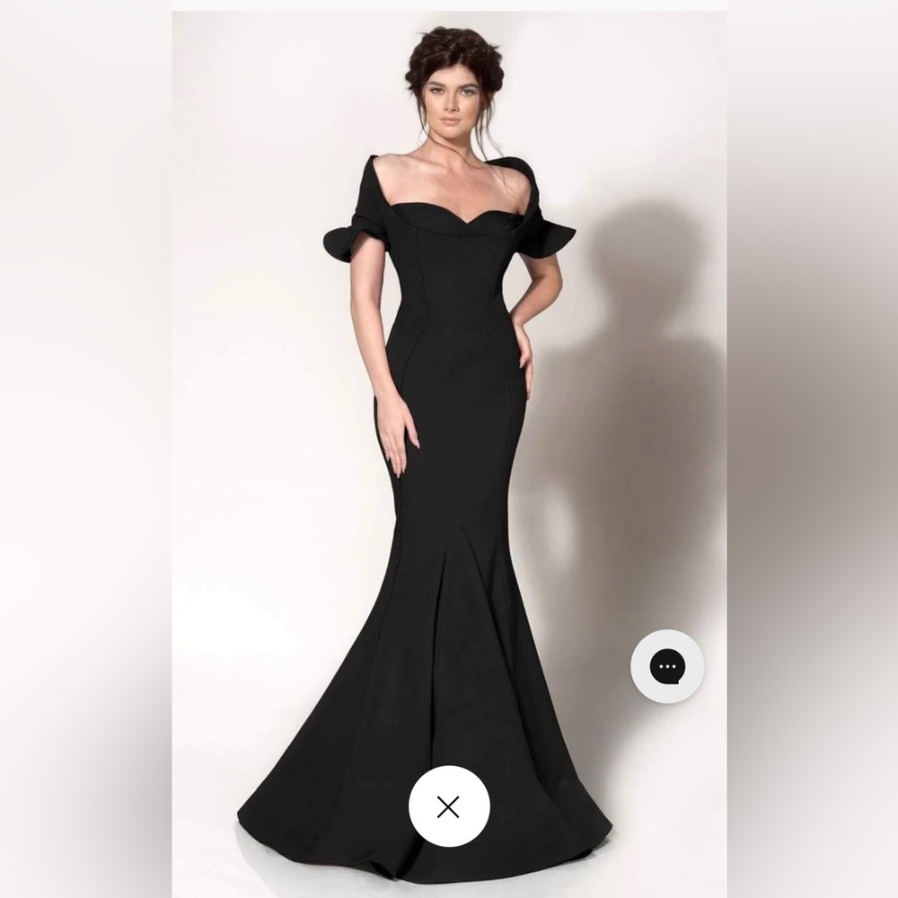 MNM couture Formal dress New w/tags black size 48 =size 16